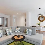 Mandraki Center דירה