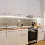 Mandraki Center Apartament Rhodes City