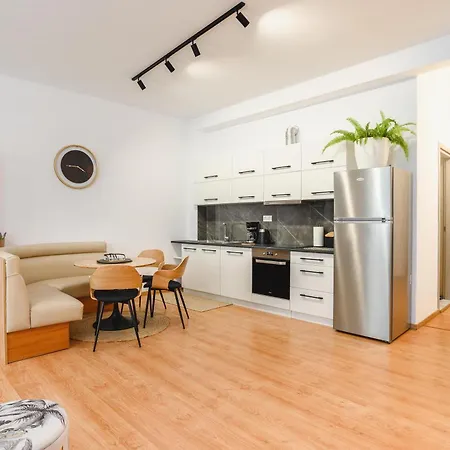 Apartament Mandraki Center *